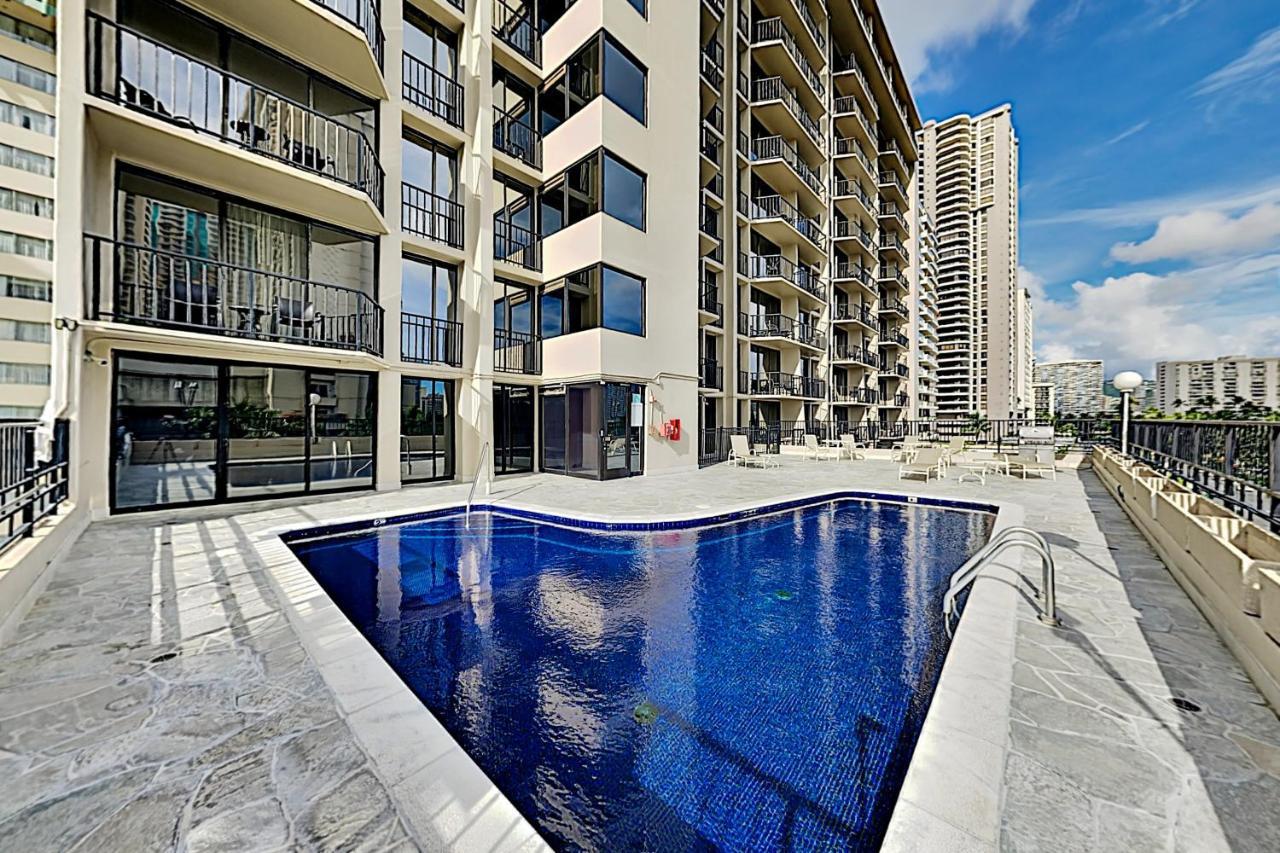 Aqua Palms Waikiki Ocean View Lanai Parking Included Appartement Honolulu Buitenkant foto