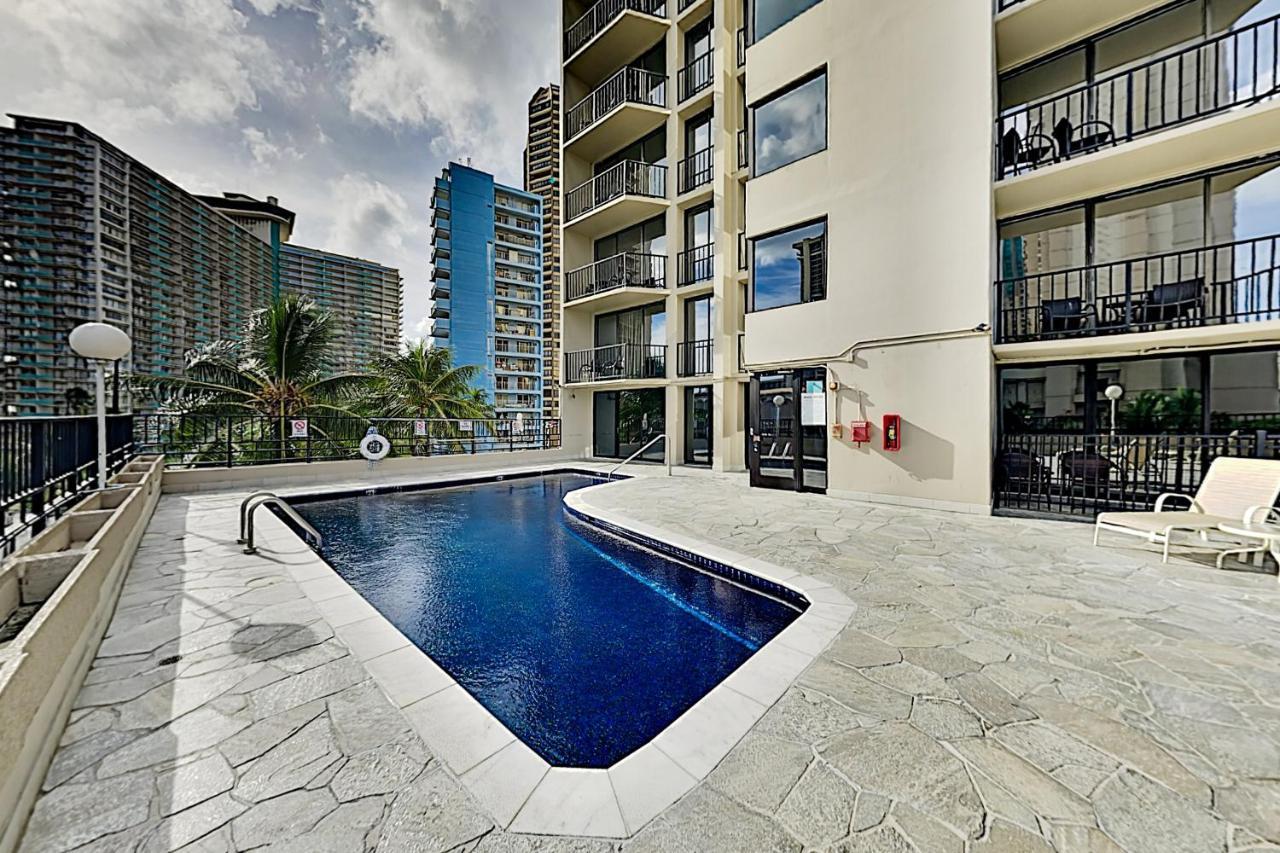 Aqua Palms Waikiki Ocean View Lanai Parking Included Appartement Honolulu Buitenkant foto