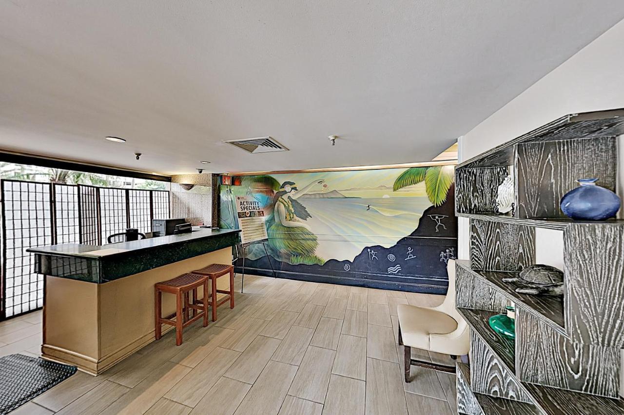 Aqua Palms Waikiki Ocean View Lanai Parking Included Appartement Honolulu Buitenkant foto